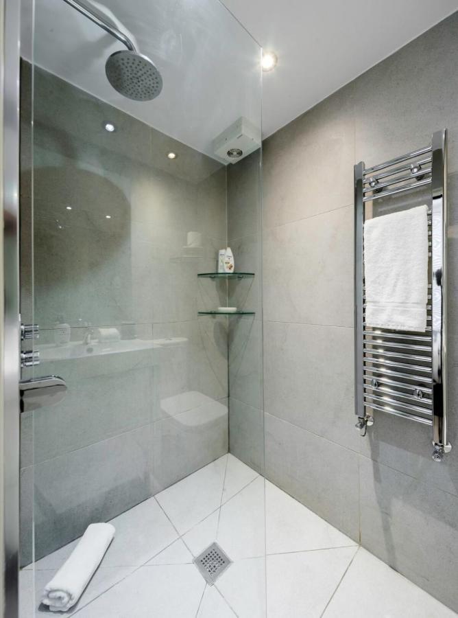Elegant Earl'S Court 2 Bedroom Flat Just 4 Minutes From Tube Londres Exterior foto